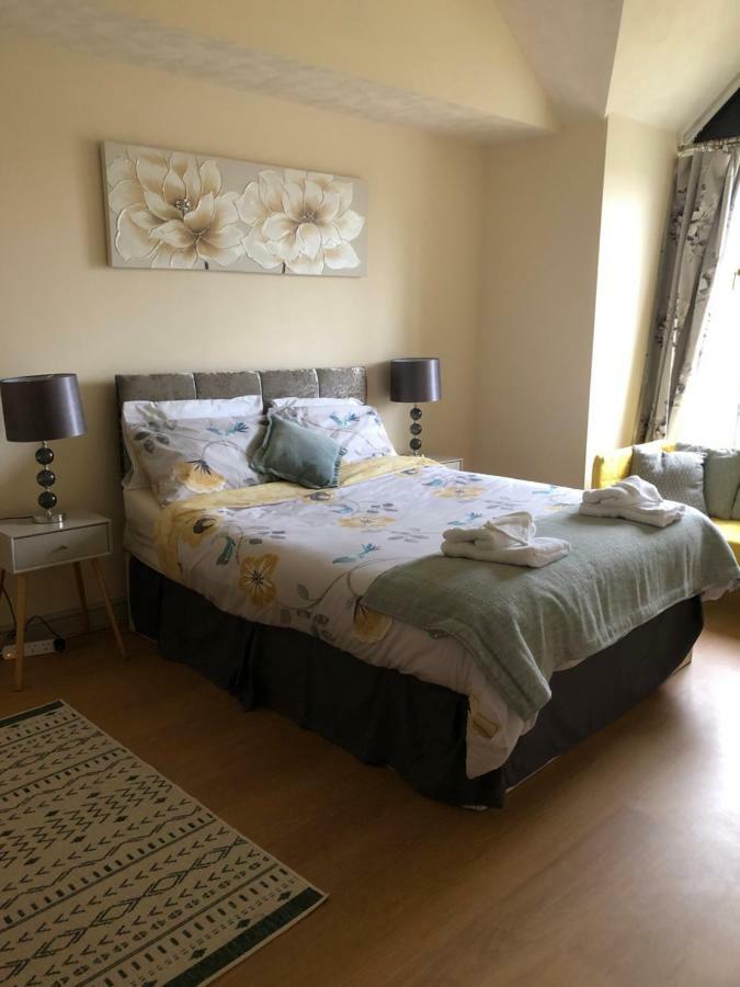 Ty Clud Villa Llangefni Eksteriør billede